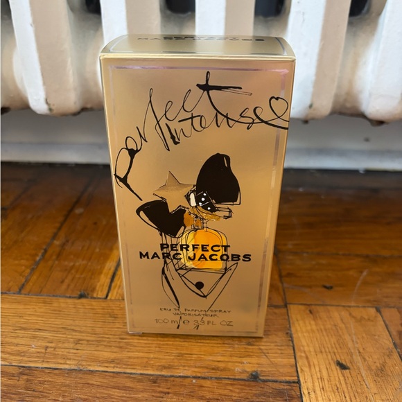 Marc Jacobs Other - Marc Jacob Perfect Intense 100 ml EDP Spray.  Only spritzed twice!
